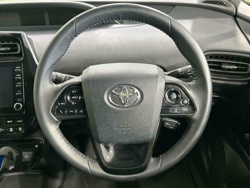 PRIUS-10