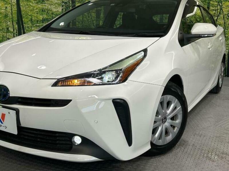 PRIUS-11