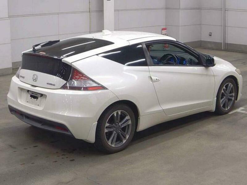 CR-Z-5