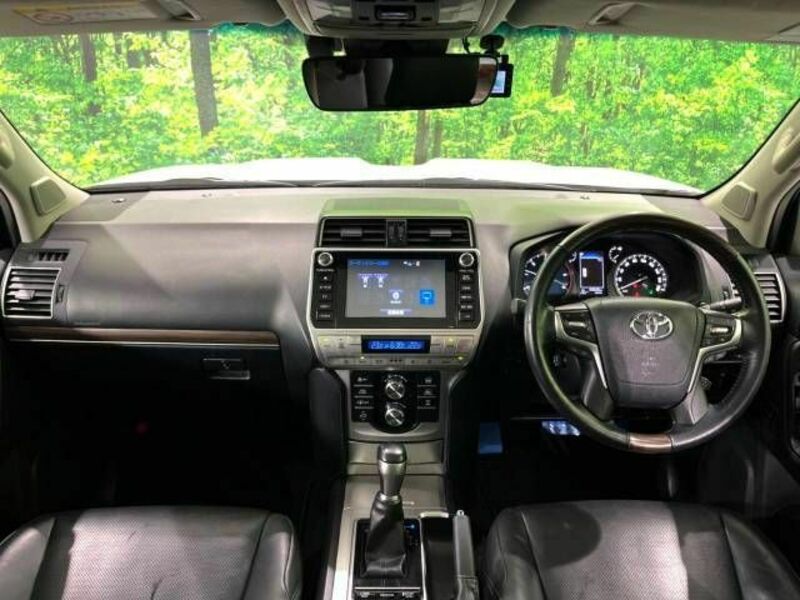 LAND CRUISER PRADO-1