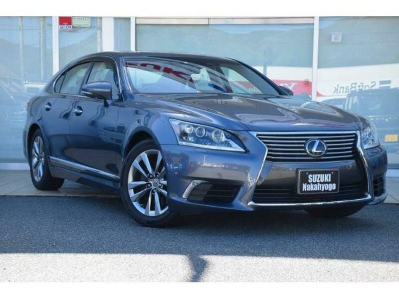 LEXUS　LS