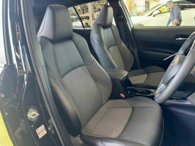 COROLLA CROSS-4