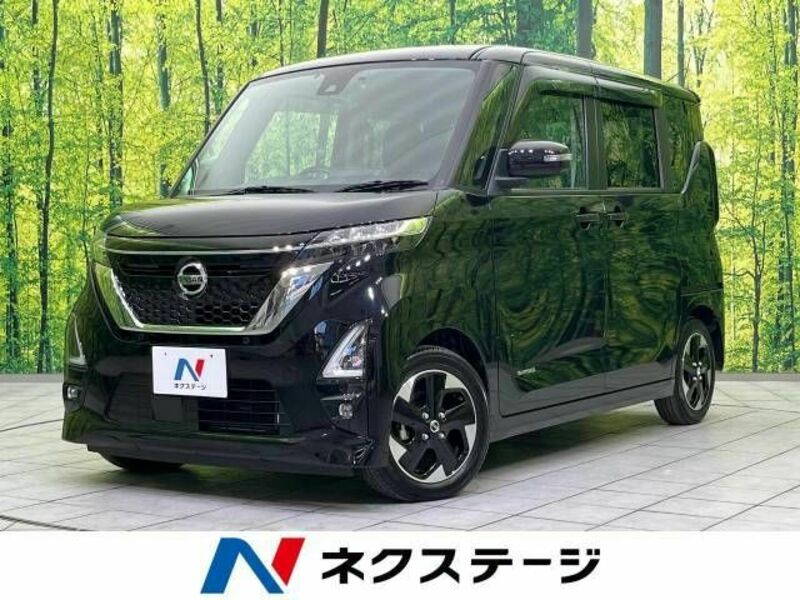 NISSAN　ROOX