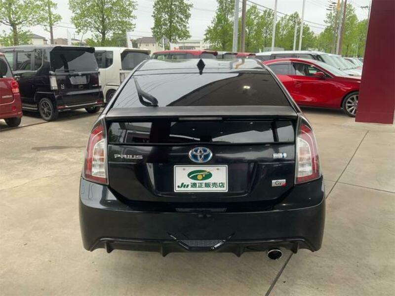 PRIUS-2