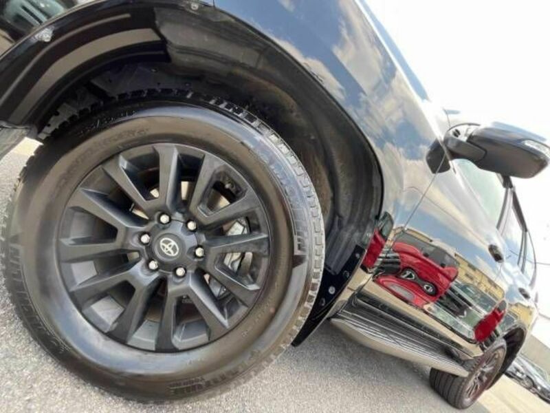 LAND CRUISER PRADO-12