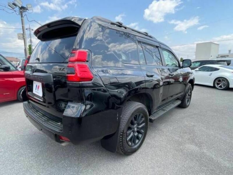LAND CRUISER PRADO-16