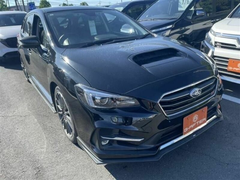 SUBARU　LEVORG
