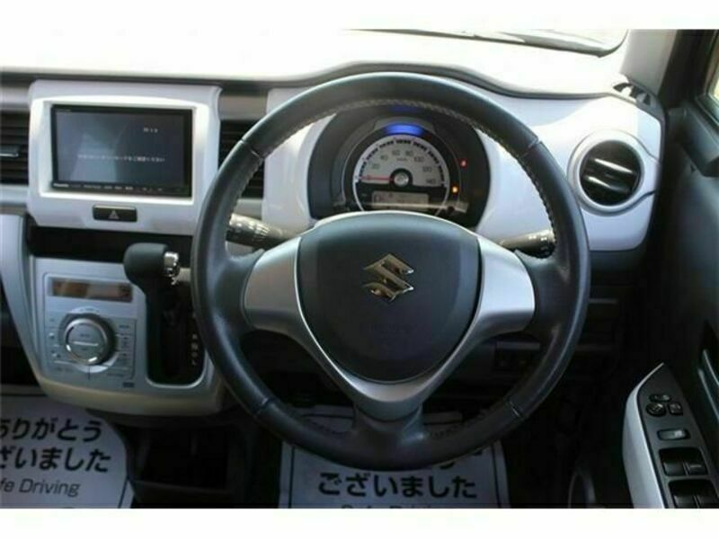 HUSTLER