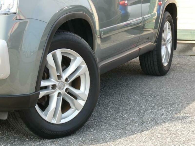 X-TRAIL-8