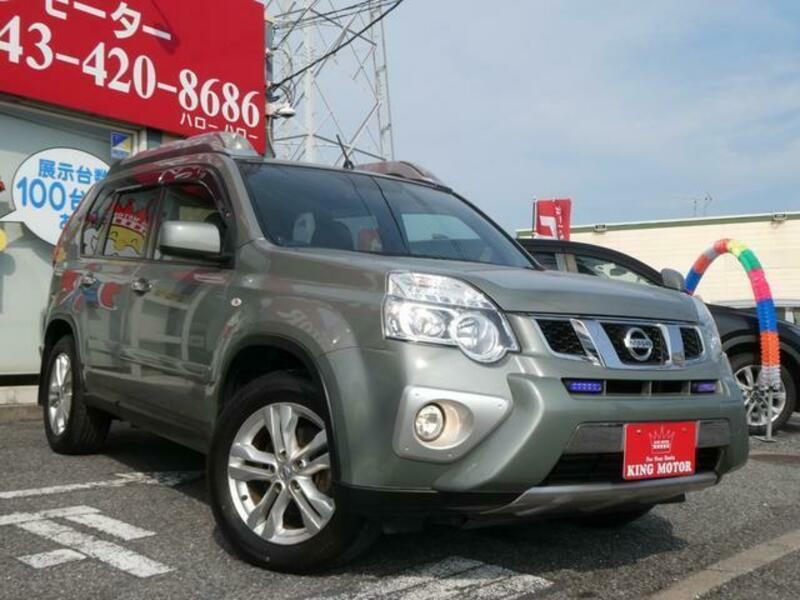 X-TRAIL-9