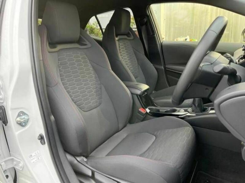 COROLLA SPORT-9