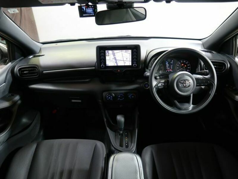 YARIS-1