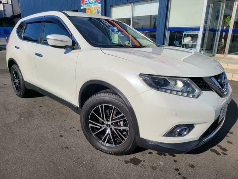 X-TRAIL-9