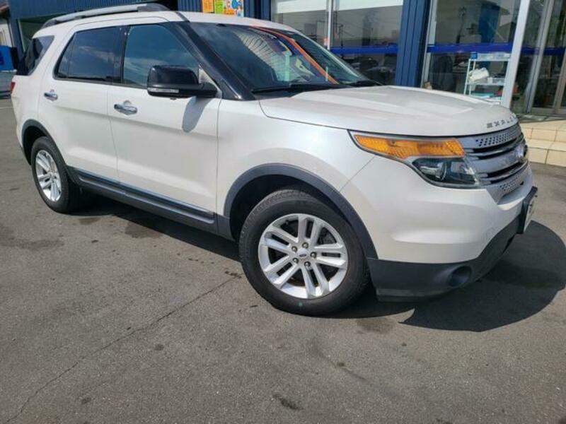 FORD　EXPLORER