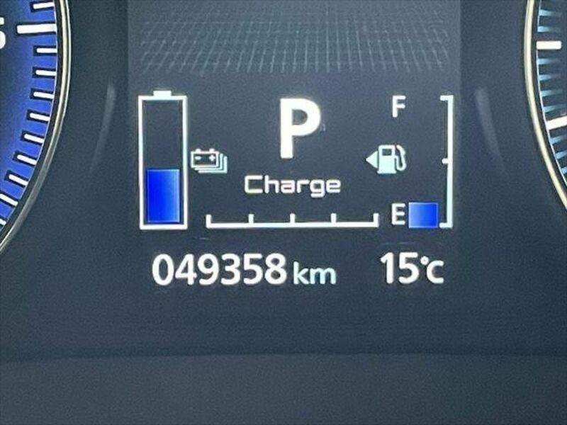 OUTLANDER PHEV-2