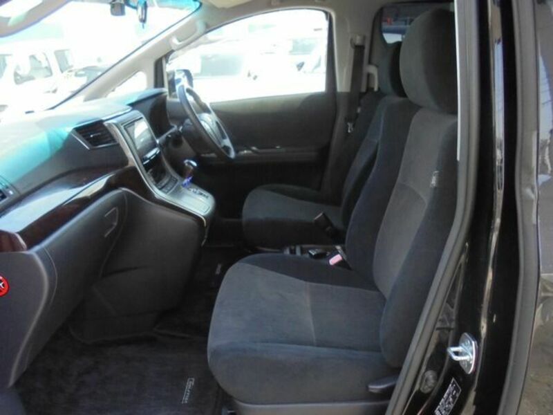 VELLFIRE-11