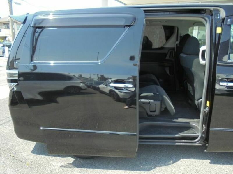 VELLFIRE-15