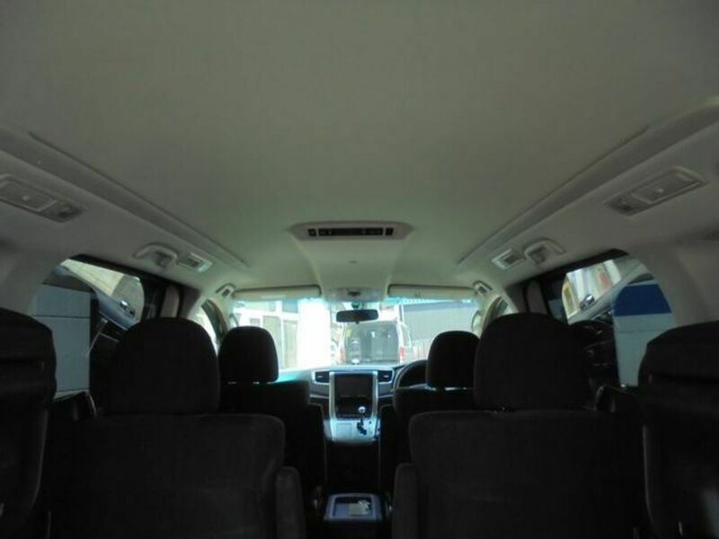 VELLFIRE-17