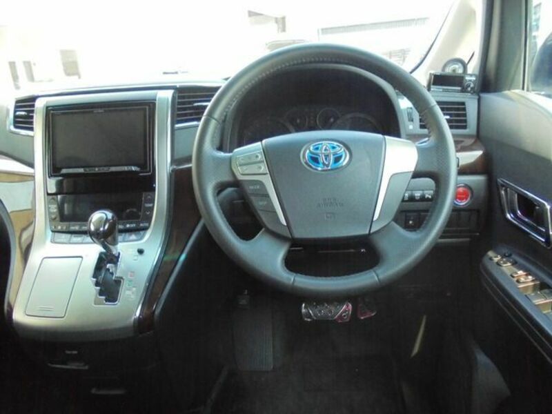 VELLFIRE-20