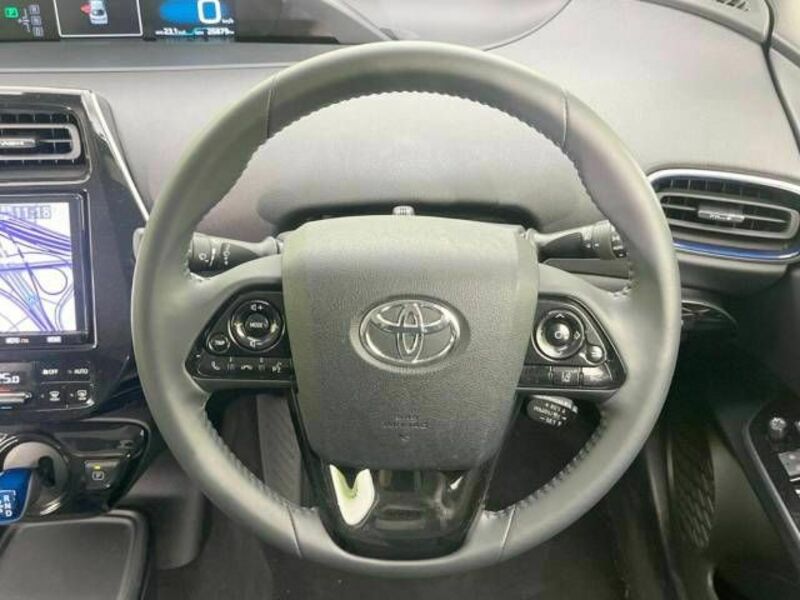 PRIUS-18