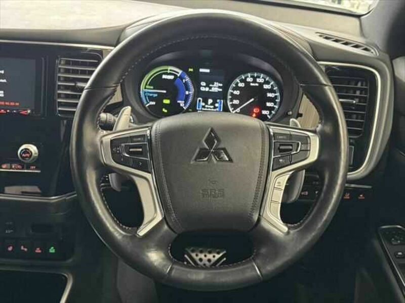 OUTLANDER PHEV-6