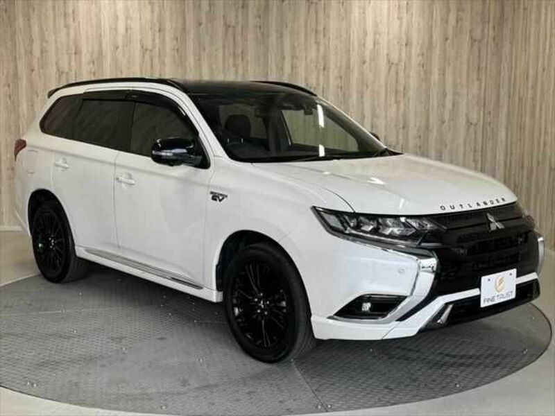 OUTLANDER PHEV-10