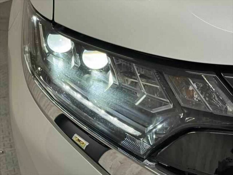 OUTLANDER PHEV-23