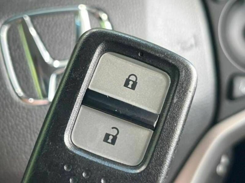 FIT HYBRID-6