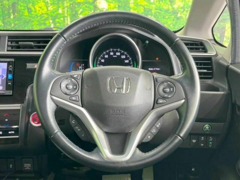 FIT HYBRID-11