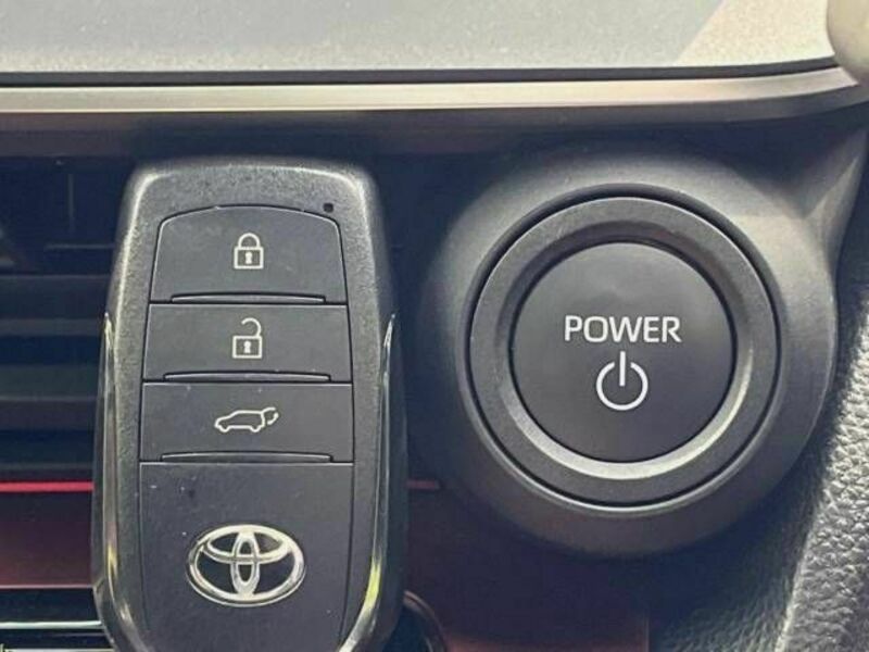 PRIUS-6