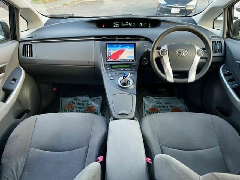 PRIUS-1