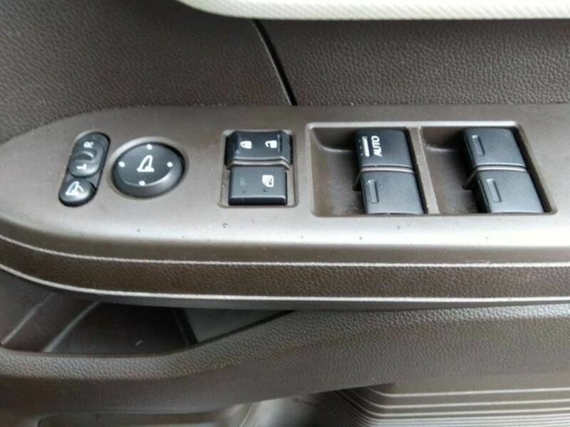 N BOX-7