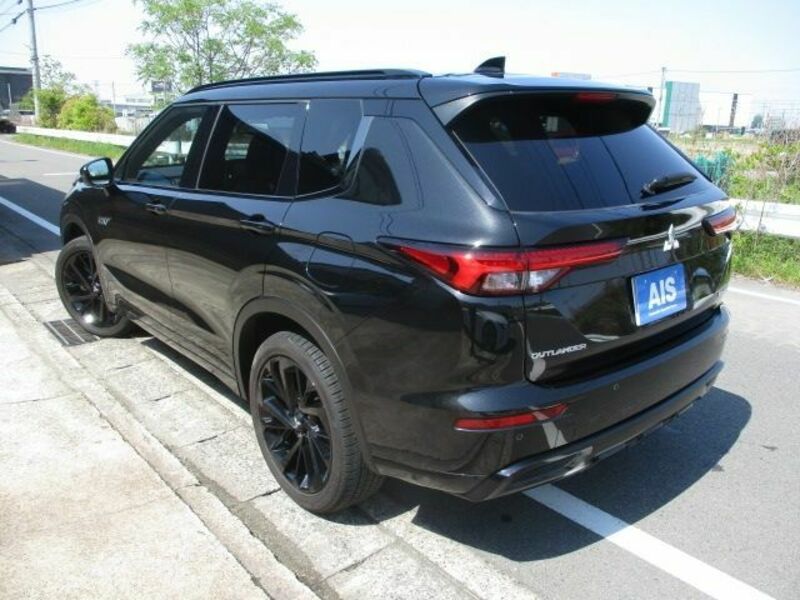 OUTLANDER PHEV-2
