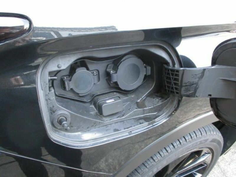 OUTLANDER PHEV-8