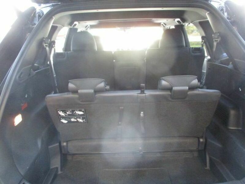 OUTLANDER PHEV-12