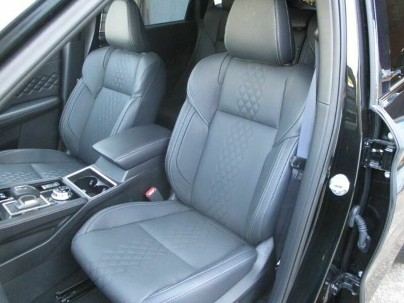 OUTLANDER PHEV-15