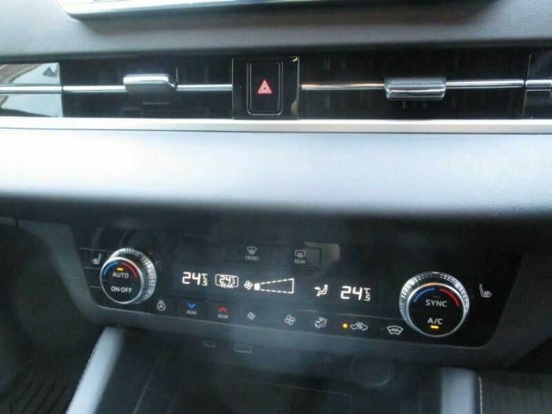 OUTLANDER PHEV-23