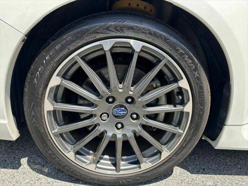 LEVORG-9