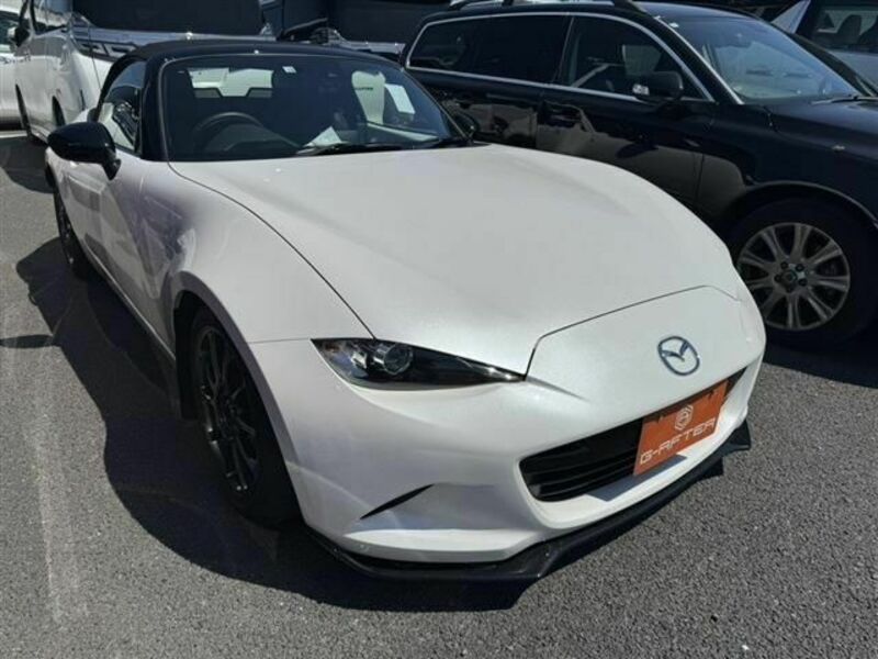 MAZDA　ROADSTER