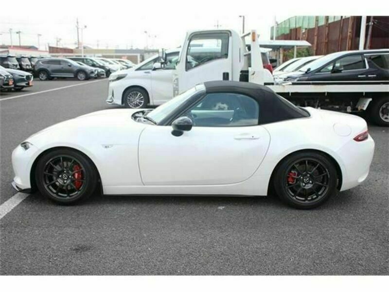 ROADSTER