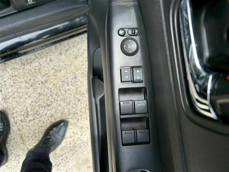 N BOX-25