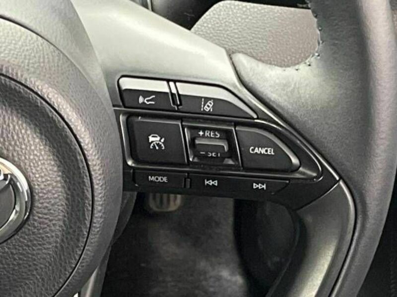 YARIS CROSS-5