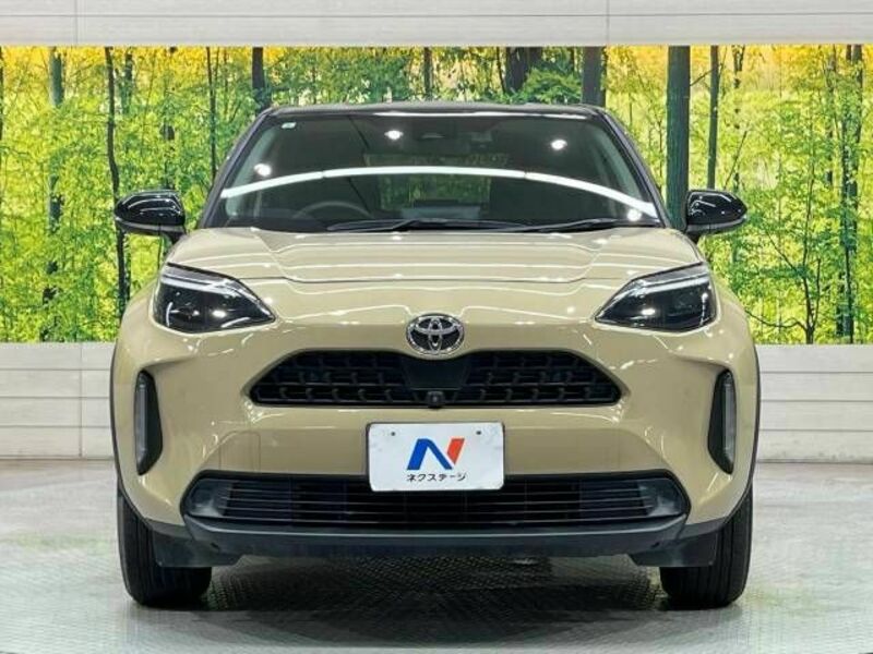 YARIS CROSS-14