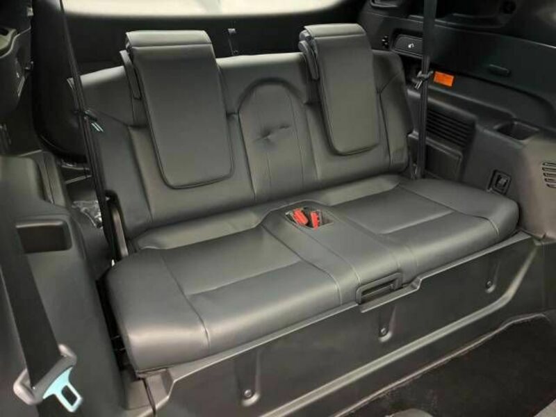 OUTLANDER PHEV-9