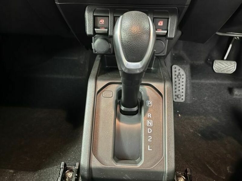 JIMNY SIERRA-19