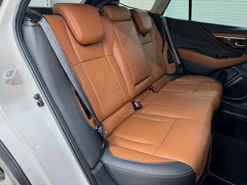 LEGACY OUTBACK-8