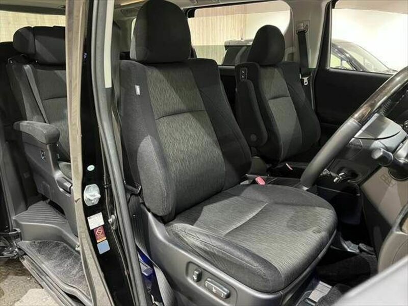 VELLFIRE-9