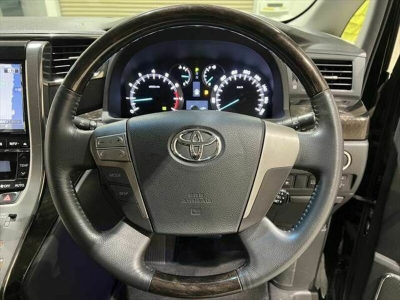 VELLFIRE-13