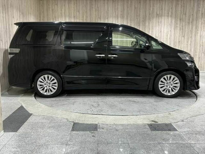 VELLFIRE-19