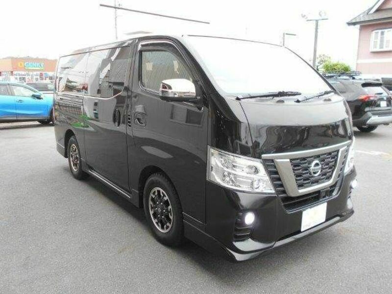NV350 CARAVAN-17